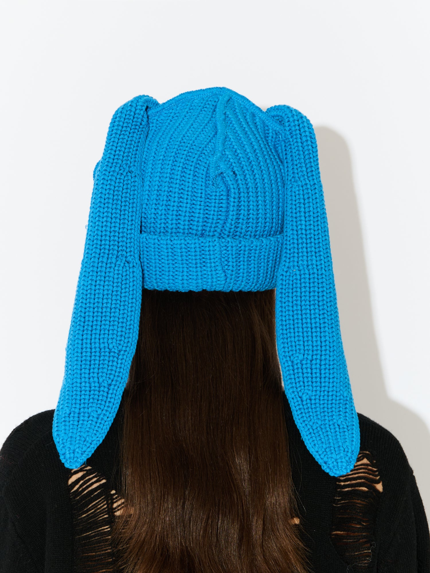 CHUNKY RABBIT BEANIE in LIGHT BLUE - Image 5